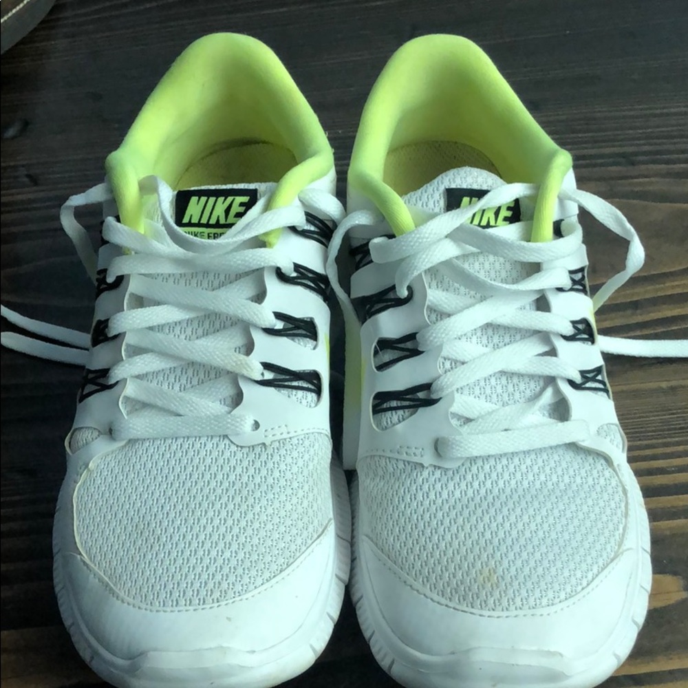 Women size 8 Nike’s